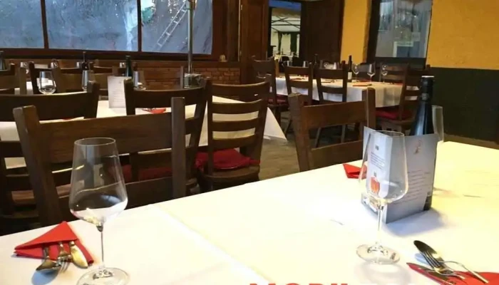 Obcerstvovaci Stanice Na Hristi   Bohutin   Steaky Hotova Jidla Rauty Oslavy Svatby   Pribram A Okoli Vse - Bohutín