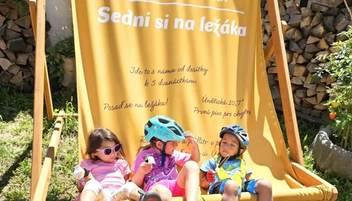 Obecni Hospudka Kostomlatky Hodnoceni - Kostomlátky-kostomlaty Nad Labem