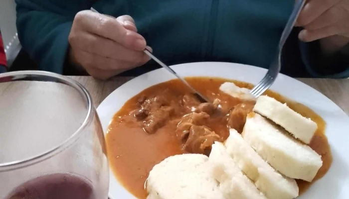 Obecni Hospudka Kostomlatky Restaurace - Kostomlátky-kostomlaty Nad Labem