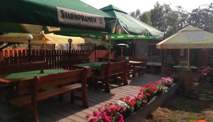 Občerstvení terasa "u třech pašíků" - Za Kolem 36