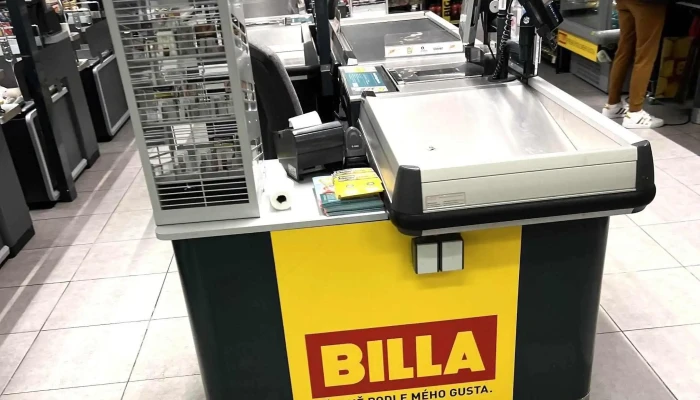 Oc Zlate Jablko Otevřeno Nyni - Nám. Míru 174