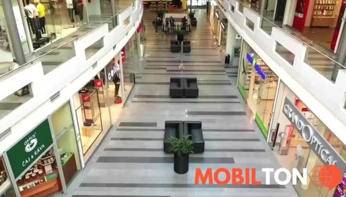Oc Zlate Jablko Videa - Nám. Míru 174