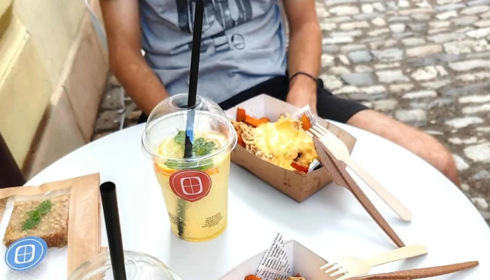 Okno U Hradku Videa - Barborská 25/7, Vnitřní Město 284 01