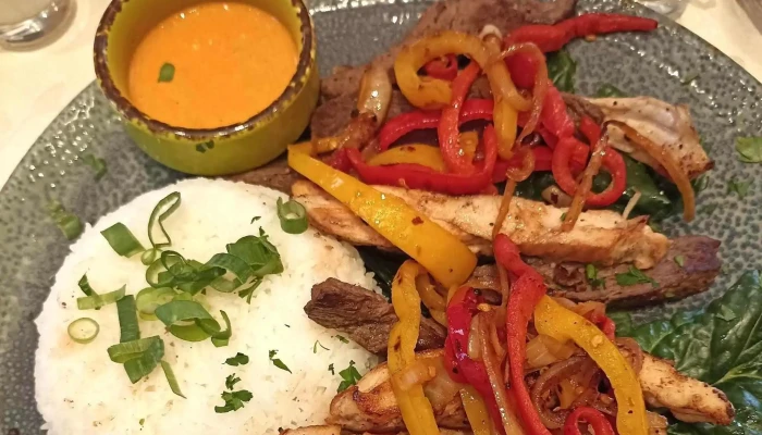 Palace Grill Restaurant -  Jak Se Dostat - Všenorská 45
