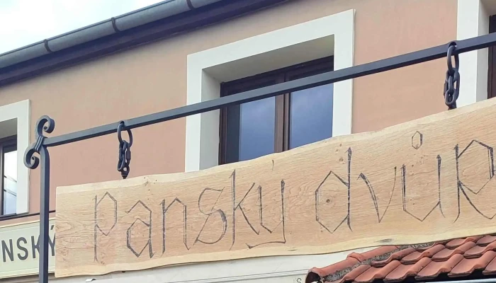 Pansky Dvur Restaurace - Pražská 34
