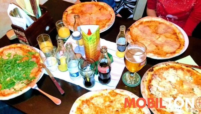 Parenzo -  Pizza - Ulice Váňova 322