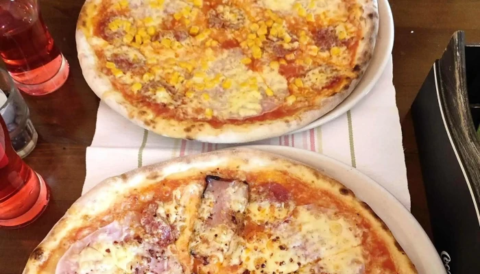 Parenzo - Ulice Váňova 322