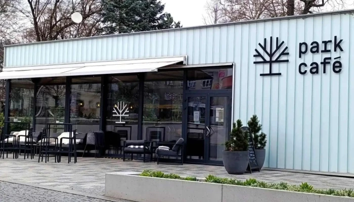Park Cafe Zlin Kavarna A Bar - Soudní 5549