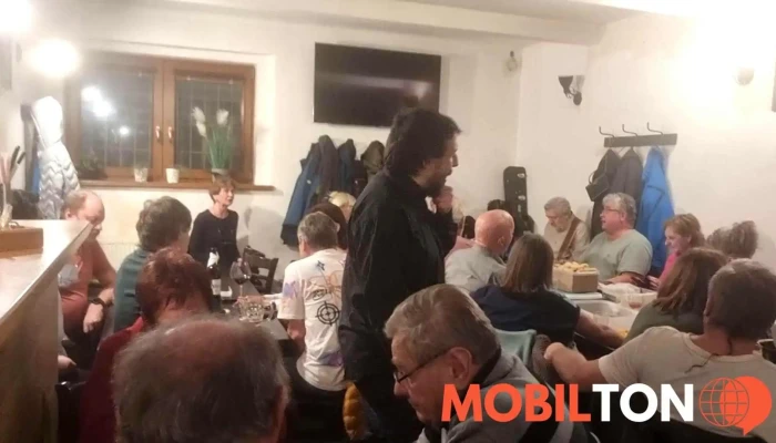 Penzion -    Restaurace Bezdekov Videa - Rakovník Ii