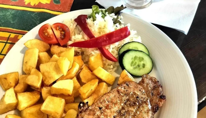 Penzion A Restaurace Sklar Jidlo A Piti - Vsetínská 48