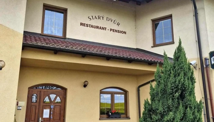 Penzion A Restaurant Stary Dvur Nejnovejsi - Nové Dvory