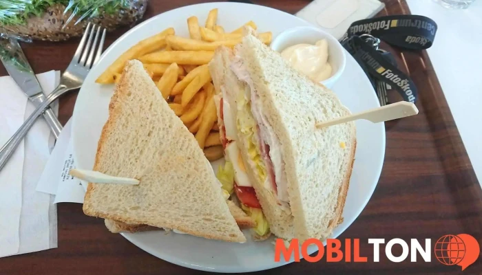 Perfect Canteen Biocev -  Jidlo A Piti - Vestec-jesenice U Prahy