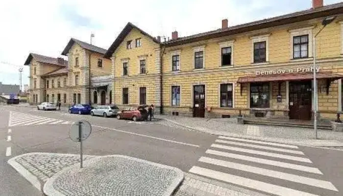 Peron Restaurant Street View A 360deg - Nádražní 300