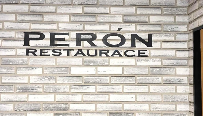 Peron Restaurant čislo - Nádražní 300