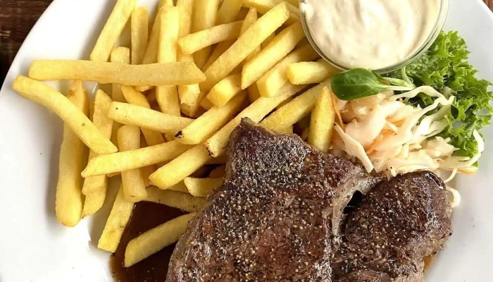 Petr Richter -    Restaurace A Pohostinstvi Jidlo A Piti - Ústecká 55