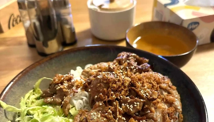 Pho Bom Vietnamska Kuchyne Asijska Restaurace - Chlumec Nad Cidlinou Iv