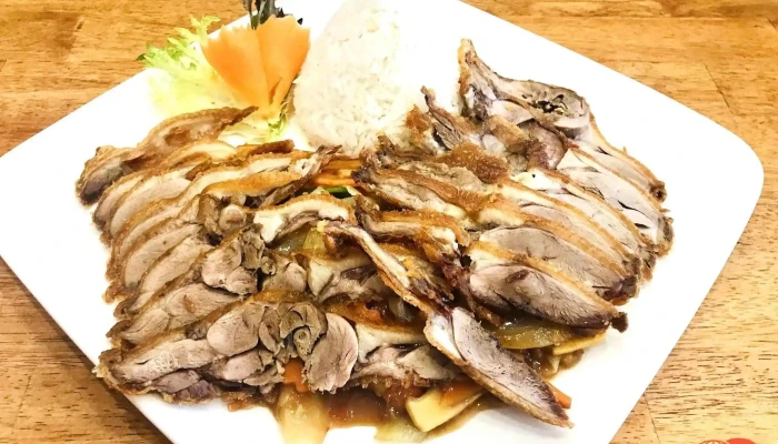 Pho Mukarov Porchetta - Pražská 18