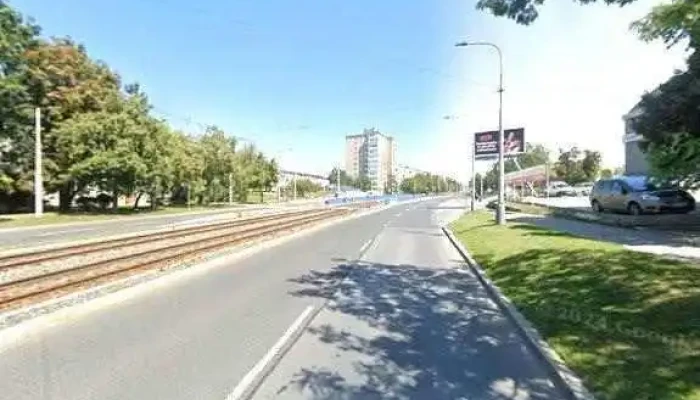 Phone Guru -  Street View A 360 - Praha 9