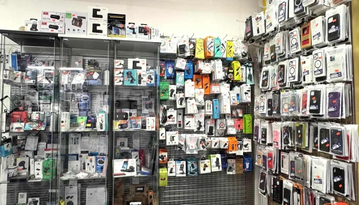 Phone Guru -  Uvnitr - Praha 9