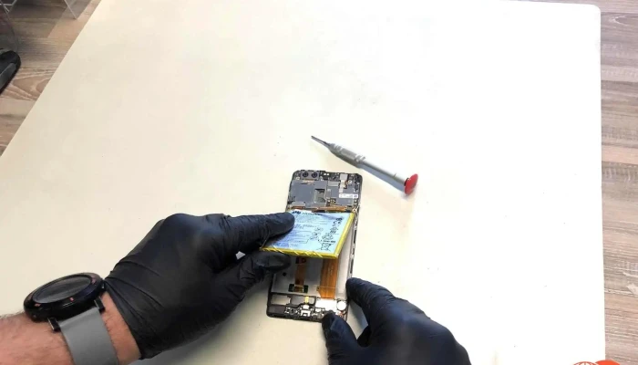Phone Repair Dresden -  Dresden Mobile Workshop Repaneo Od Vlastnika - Vacio