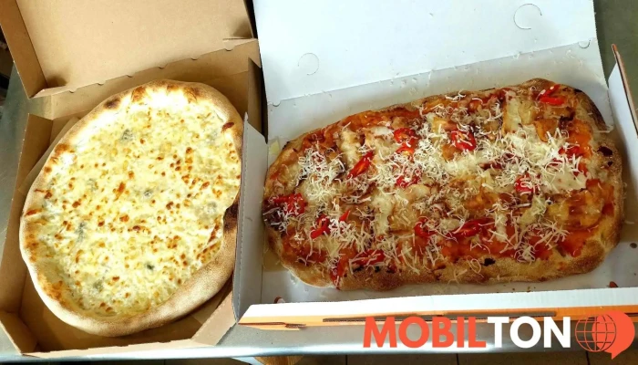 Pinsa Romana -  Pizza - Velvarská 676