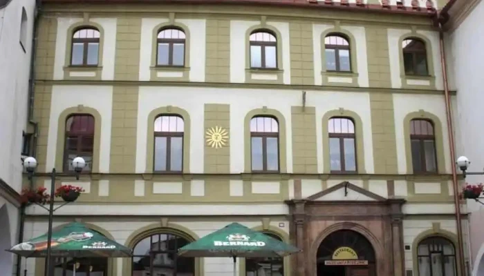 Pivni Restaurace Od Vlastnika - Mírové Nám. 185