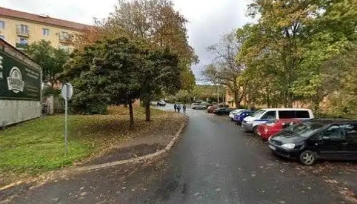Pivnice U Krokodyla Street View A 360deg - A. Dvořáka 1330