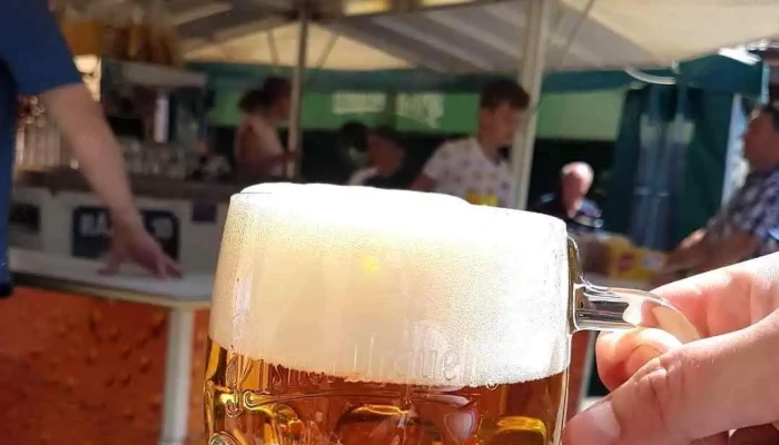 Pivnice U Pindaku Jidlo A Piti - Štítná Nad Vláří-popov-štítná Nad Vláří