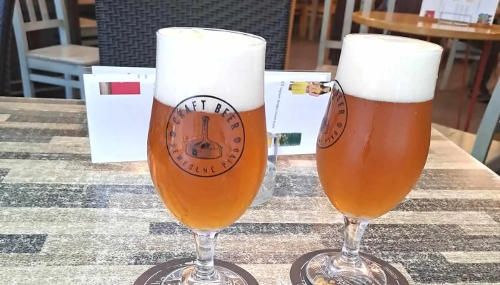 Pivnice U Zelene Zaby Pivni Výčep - 22, Jiřího Nám. 32
