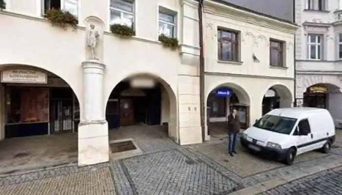 Pivnice V Podloubi U Hanze Street View A 360deg - Nám. Míru 6