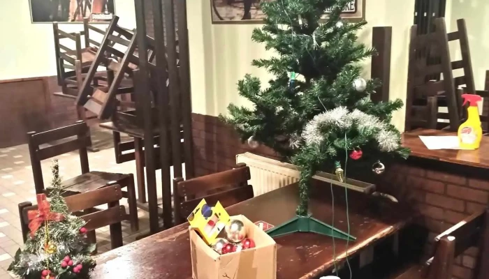 Pivnice Za Vetrem Vse - Letců R. A. F.