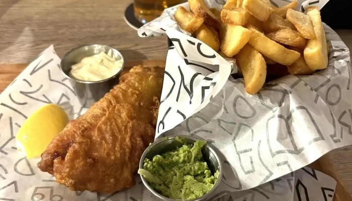 Pivovar Spojovna -  Fish And Chips - Praha-kunratice