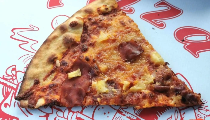 Pizza Burger Comfort Food - Bílkova 270