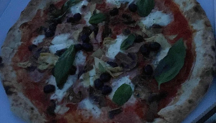 Pizza Caserta -  Adresa - Hřbitovní 204