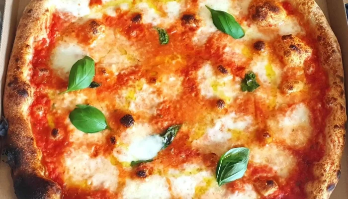 Pizza Caserta -  Od Vlastnika - Hřbitovní 204