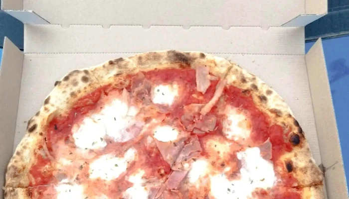 Pizza Caserta -  Pizzerie - Hřbitovní 204