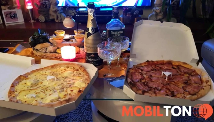 Pizza Cipollita -  Jidlo A Piti - 5. Května 160