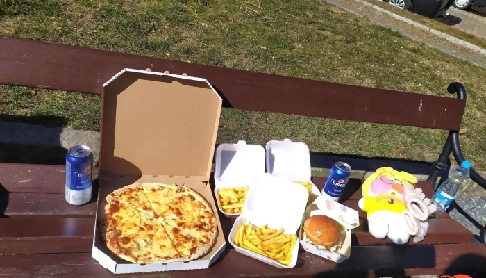 Pizza Everyday -  Pizza - Nám. Smiřických 51