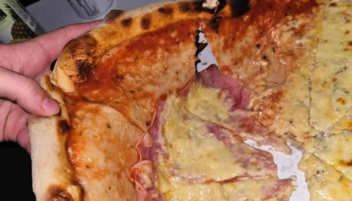Pizza Fati -  Telefon - U Kostelíčka 64