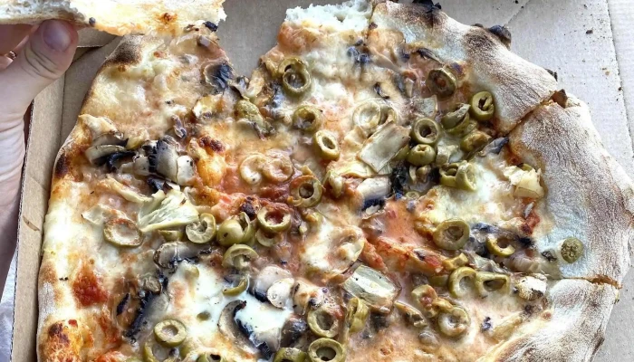 Pizza Gatto Nero Sedlcany Rozvoz Pizzy - Husova 225