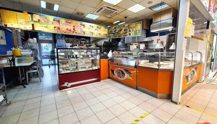 Pizza Gyros Kabylia -  Vzhled A Atmosfera - Plzeňská 396