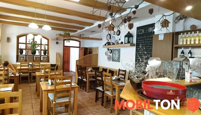 Pizza Halló - Masarykovo Nám. 205