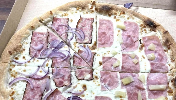 Pizza House -  Fotky - Nám. 5. Května 60