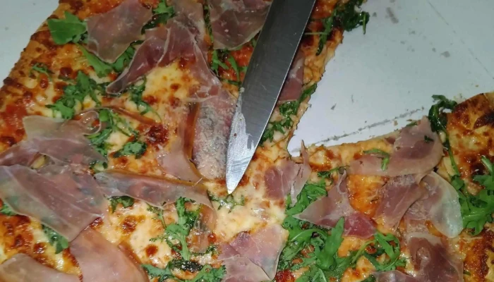 Pizza House Nove Straseci Instagram - Čsl. Armády 208