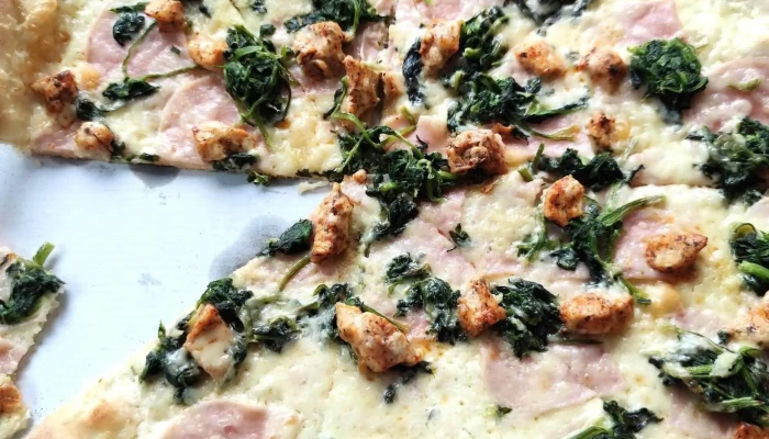 Pizza Lombardia -  Fotky - V. Nejedlého 3