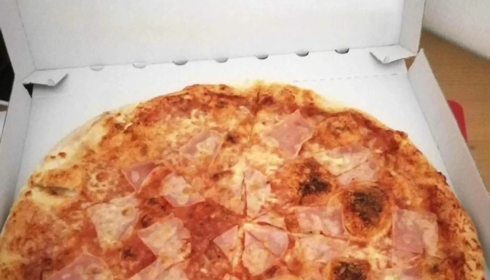 Pizza Lombardia -  Slevy - V. Nejedlého 3