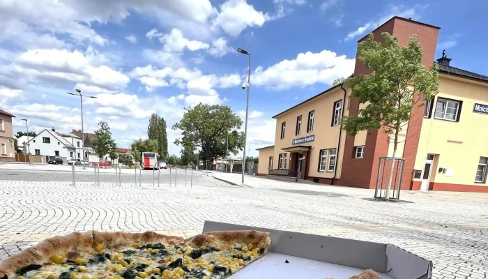 Pizza Lombardia -  čislo - V. Nejedlého 3