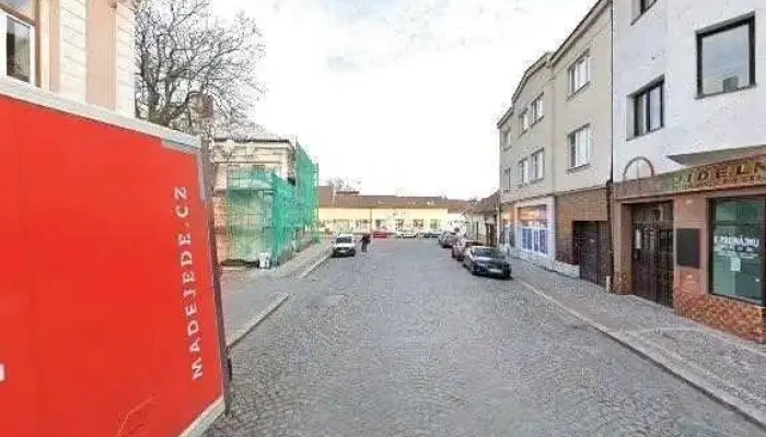 Pizza Maximo Pecky Street View A 360deg - Tř. 5. Května