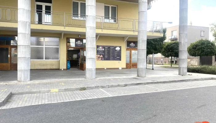Pizza Ponte Planany Od Vlastnika - Pražská 40