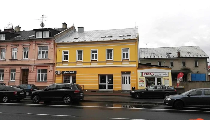 Pizza Přes Ulici V Krnově - 794 01 Krnov 1